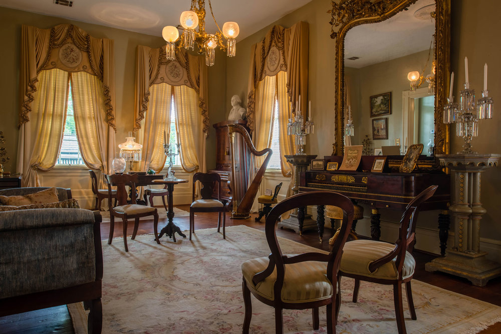Parlor.jpg