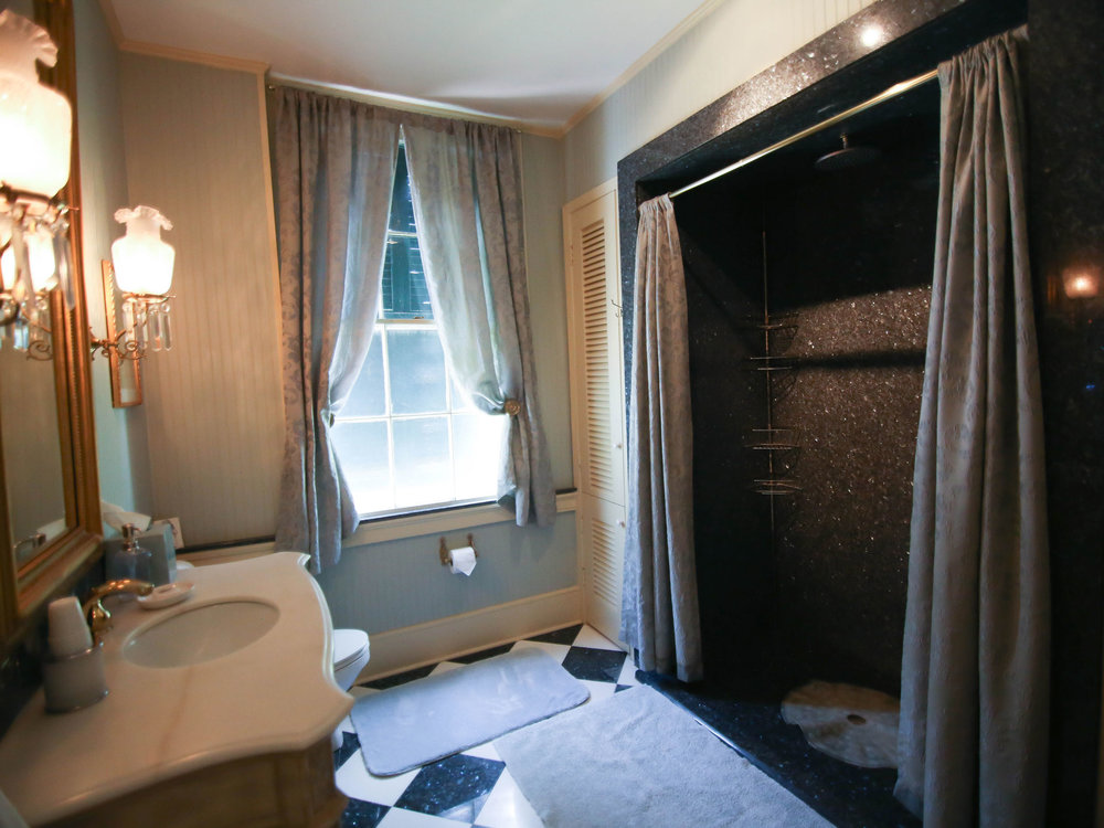 Rooms-2.jpg